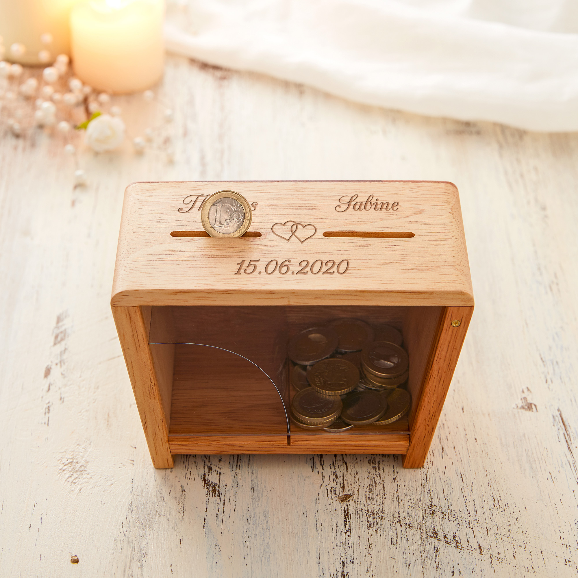 Holz Spardose zur Hochzeit mit Gravur Er und Sie - Herzen - Personalisiert