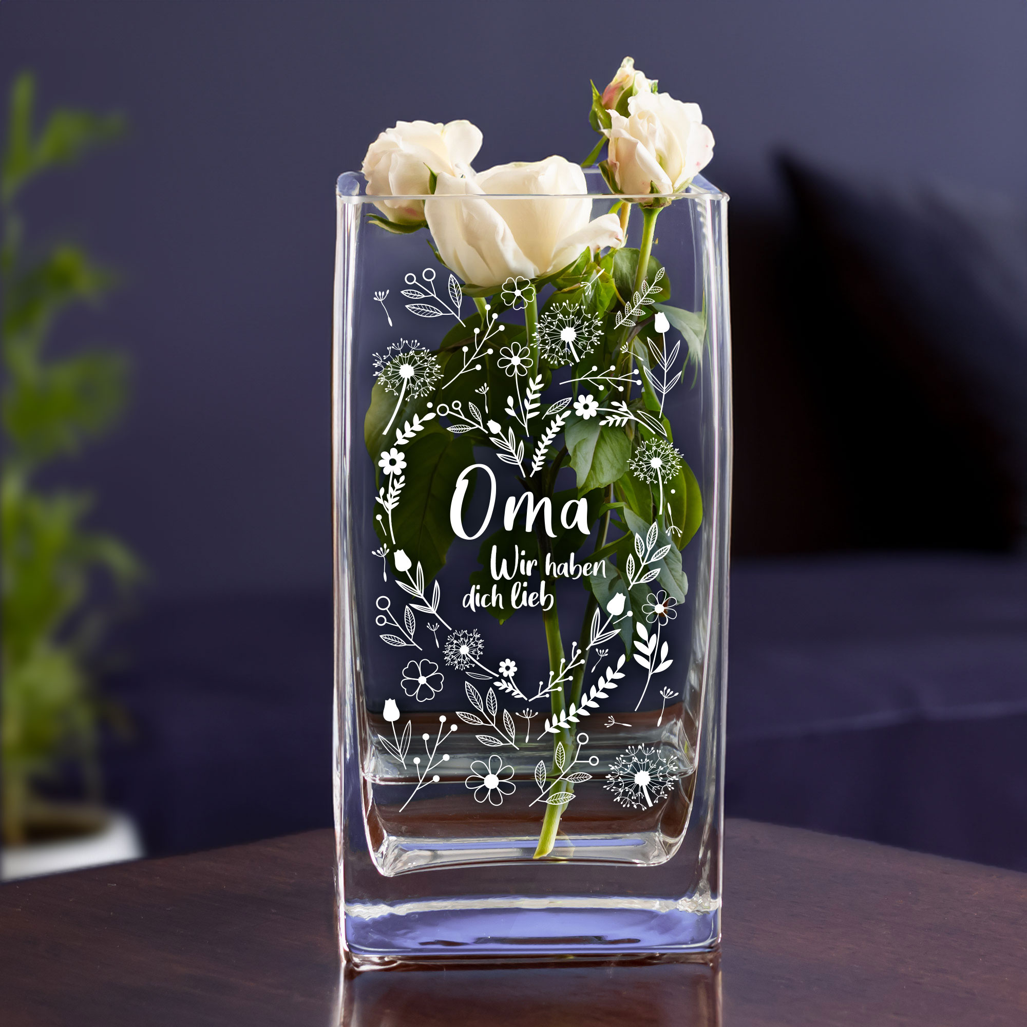 Vase aus Glas mit Gravur für Oma