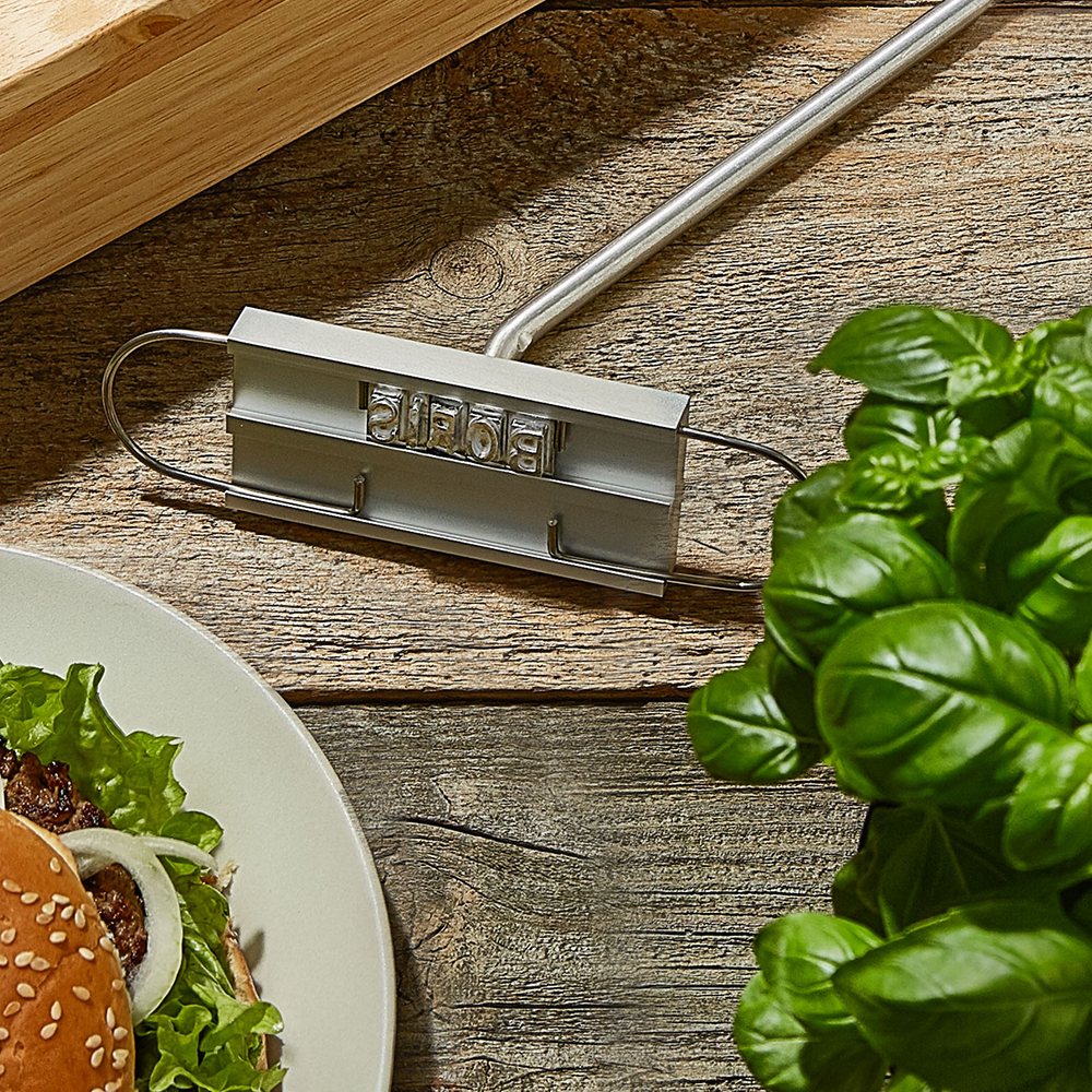 Grillset Grillbrandeisen und Schneidebrett - Grillmeister Besteck