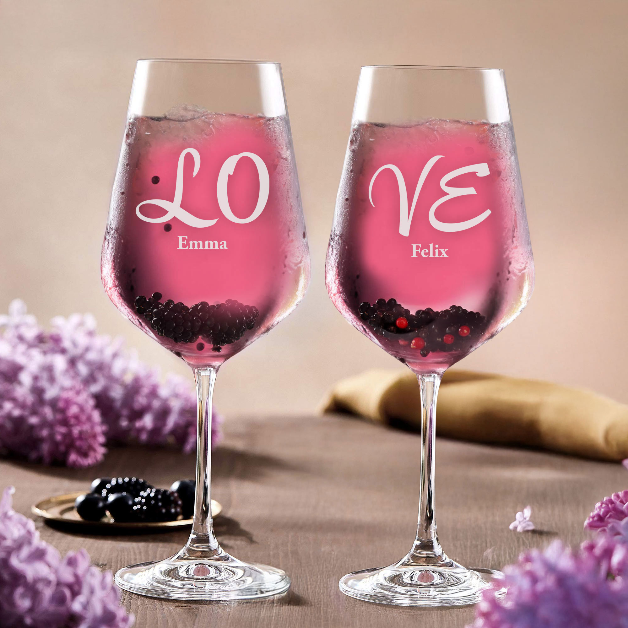 Weinglas mit Gravur Love - Personalisiert - 2er Set