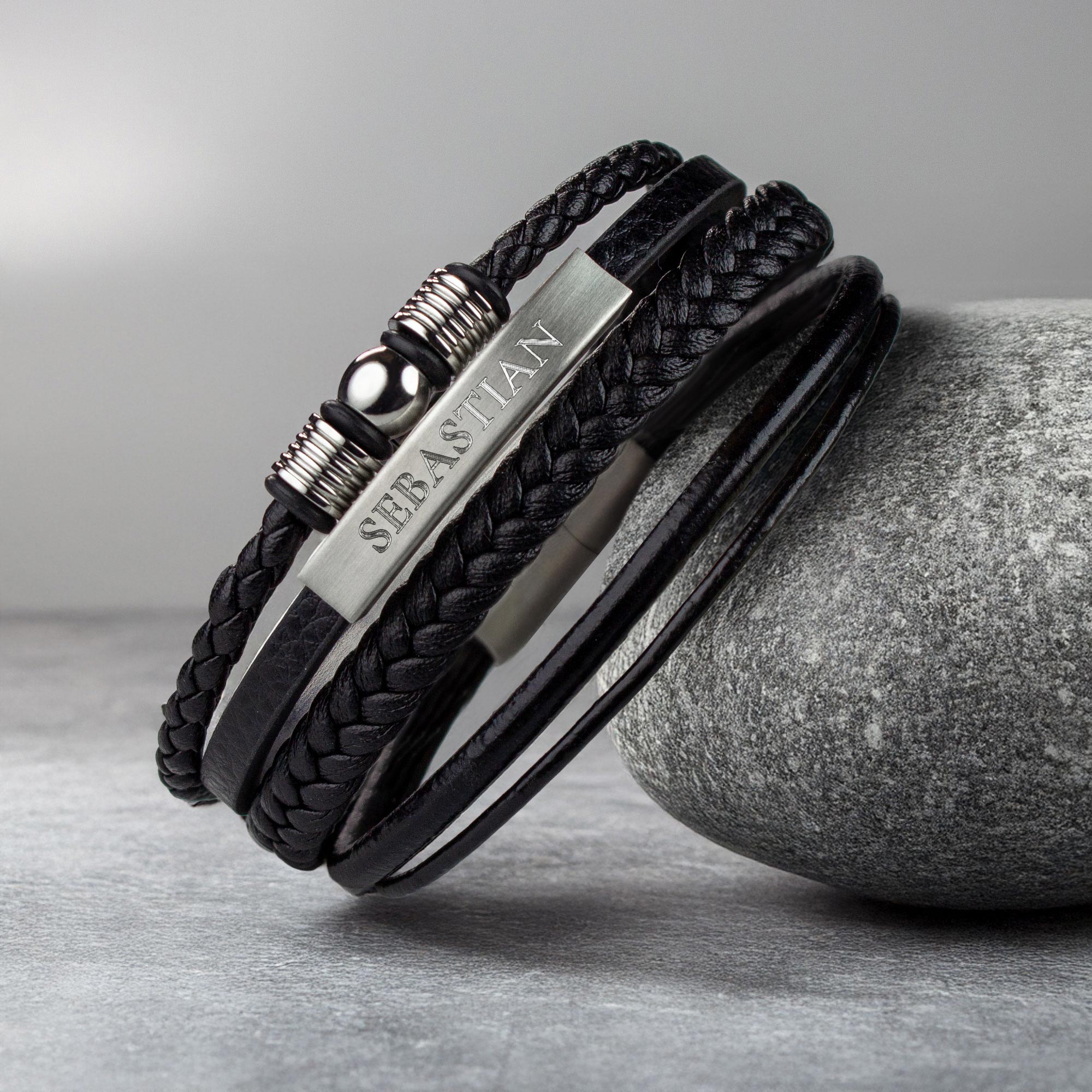 Geflochtenes Herrenarmband mit Beads Silber - mit Gravur