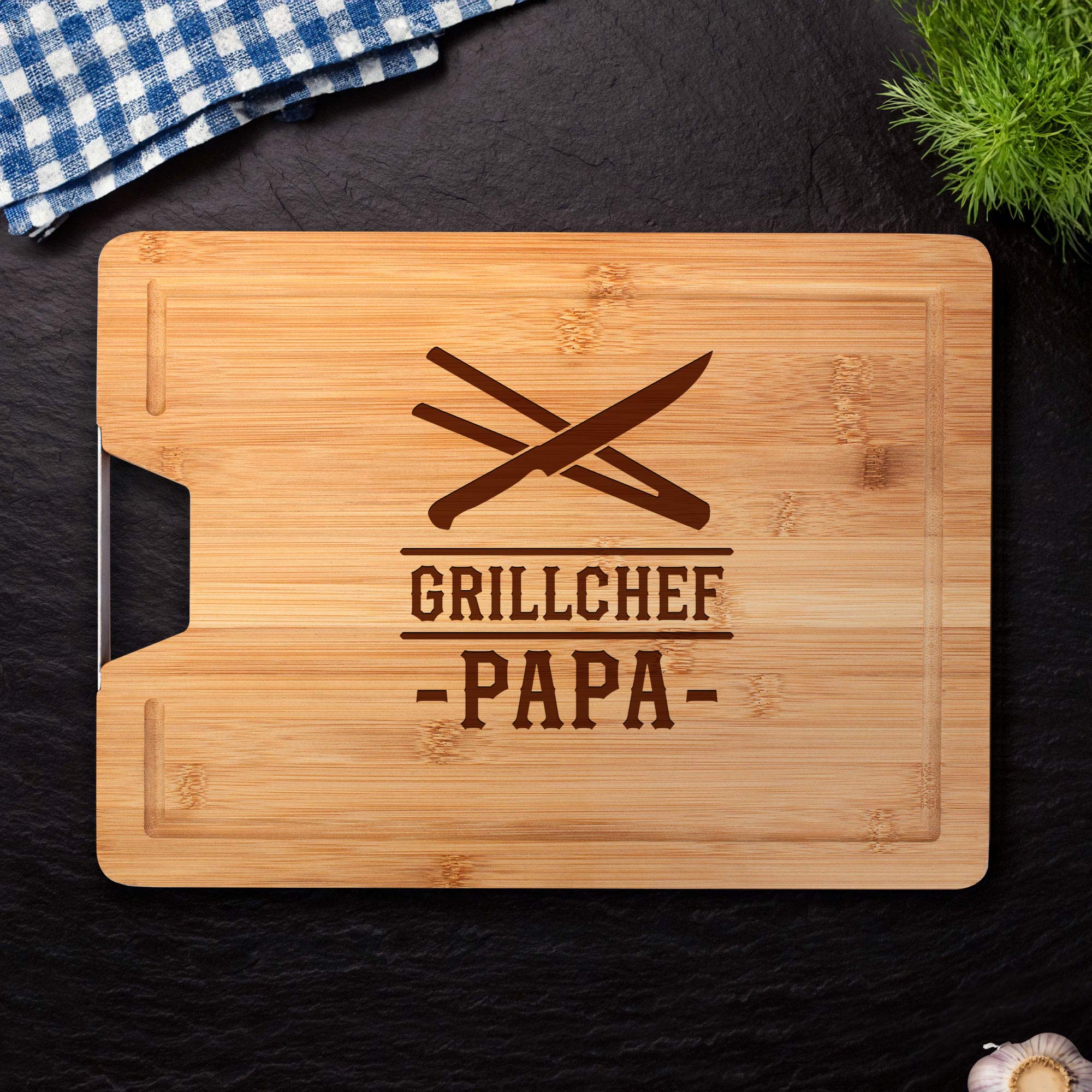 Bambusholz Grillbrett mit Metallgriff - Grillchef Papa