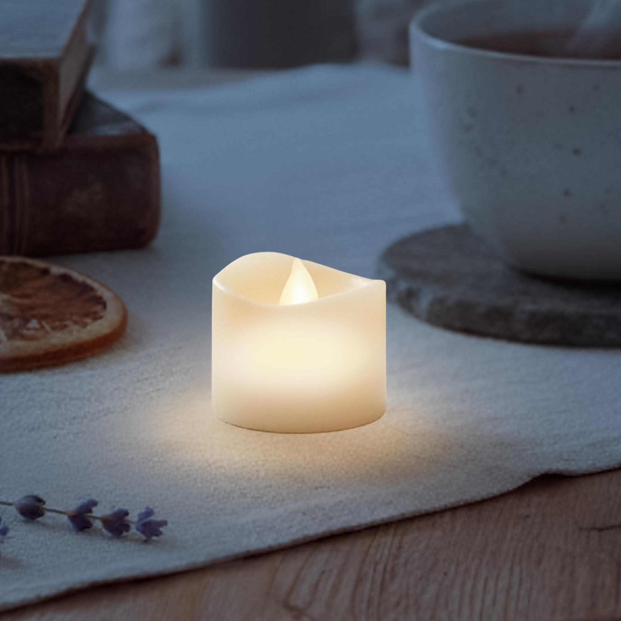 LED Teelicht mit Timer - warmweißes flackerndes Kerzenlicht