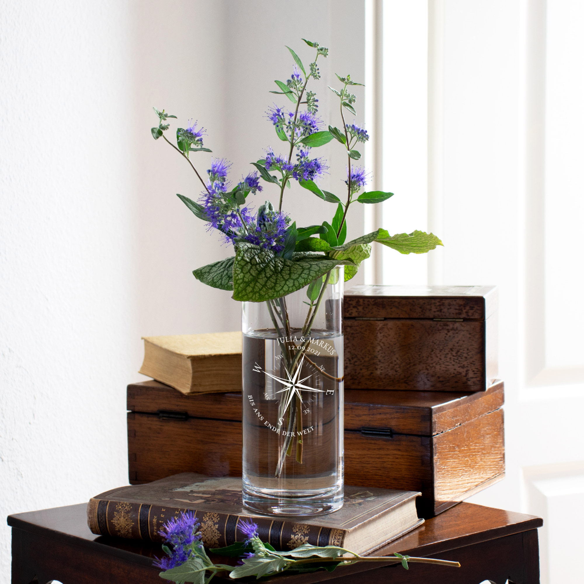 Runde Vase mit Gravur - Kompass Liebe Runde Vase mit Gravur - Kompass Liebe