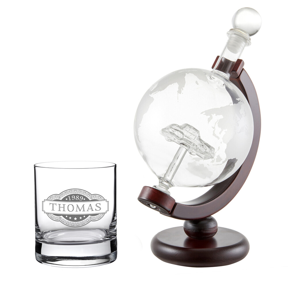 Whiskyset - Karaffe Globus mit Auto und Whiskyglas - Banderole - Personalisiert