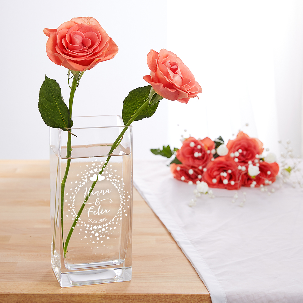 Vase - Eckig - Kreis aus Herzchen - Ringe - Personalisiert