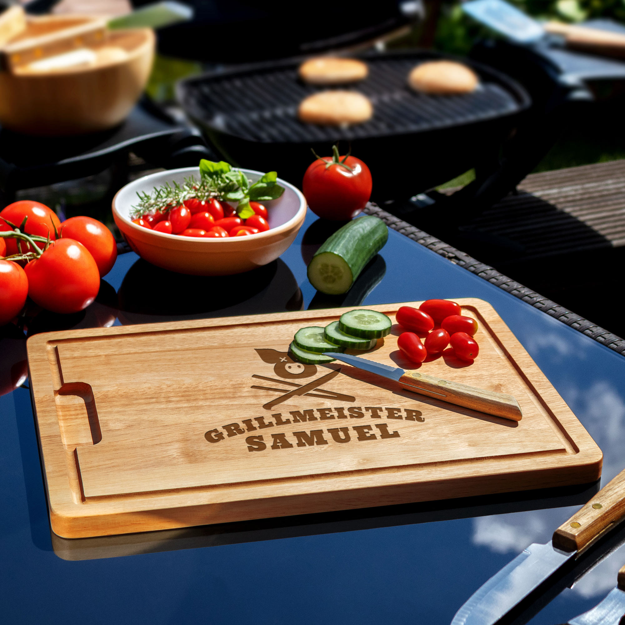 Grillset Grillbrandeisen und Schneidebrett - Grillmeister Gravur