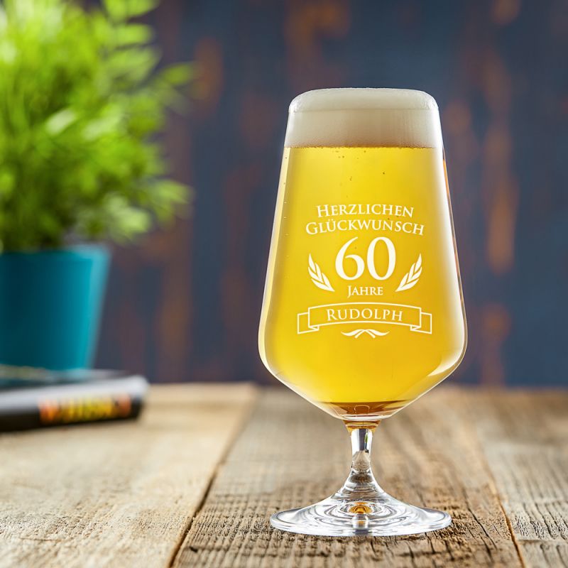 Bierglas mit Gravur 60. Geburtstag Pilstulpe personalisiert